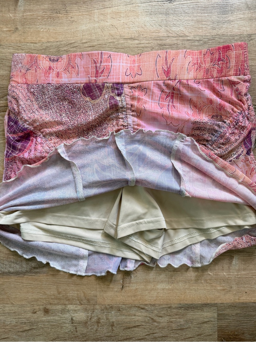 Tiger Mist Esme Mini Skort in Grunge Floral - Picture 5 of 6